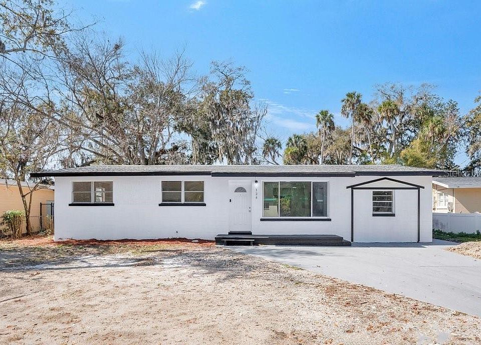 1st image of 124 BAYWOOD DRIVE