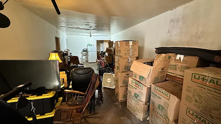 Sold by Coldwell Banker Signature Properties | media 26