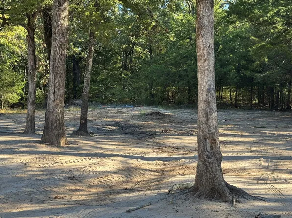 160 Pvt Rd #7836, Wills Point, TX 75169