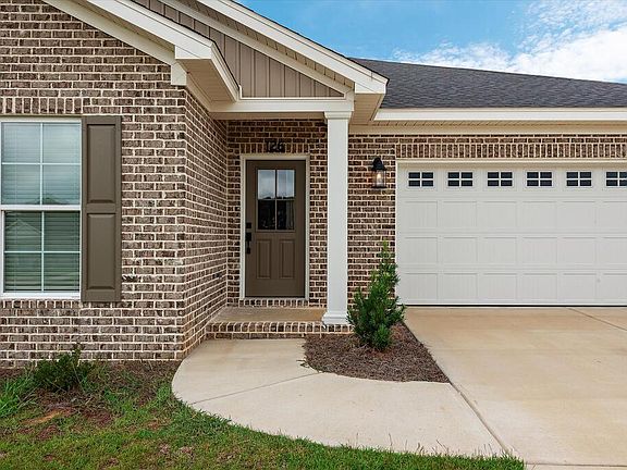 2nd image of 126 Edgewood Trl