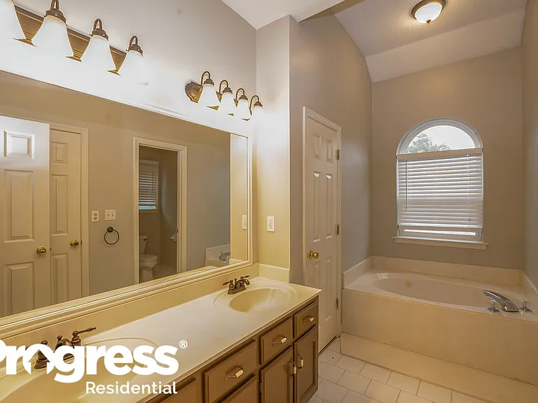 8595 Bell Ridge Dr — Photo 13