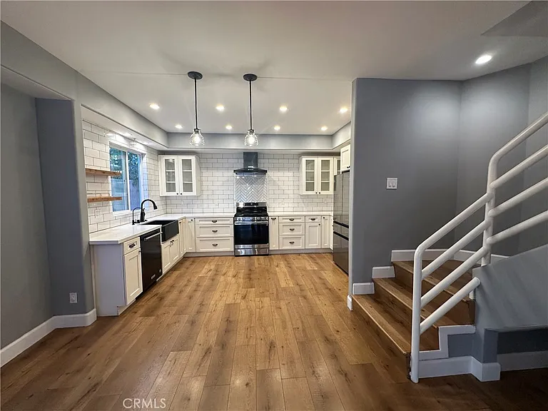 13508 Moorpark St #2 — Photo 11