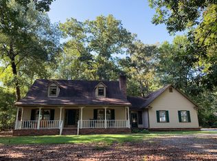 1093 Burnett Rd, Byron, GA 31008