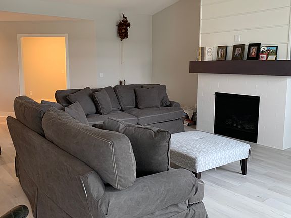 5th image of 11463 S Lake Dr