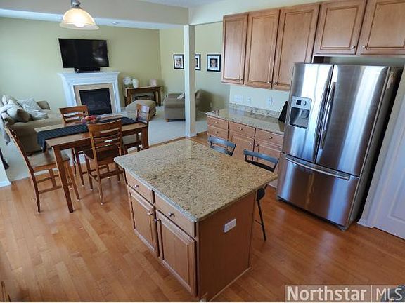 4th image of 2437 Golf Dr