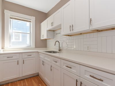 34 W Bowers St #1, Lowell, MA, 01854