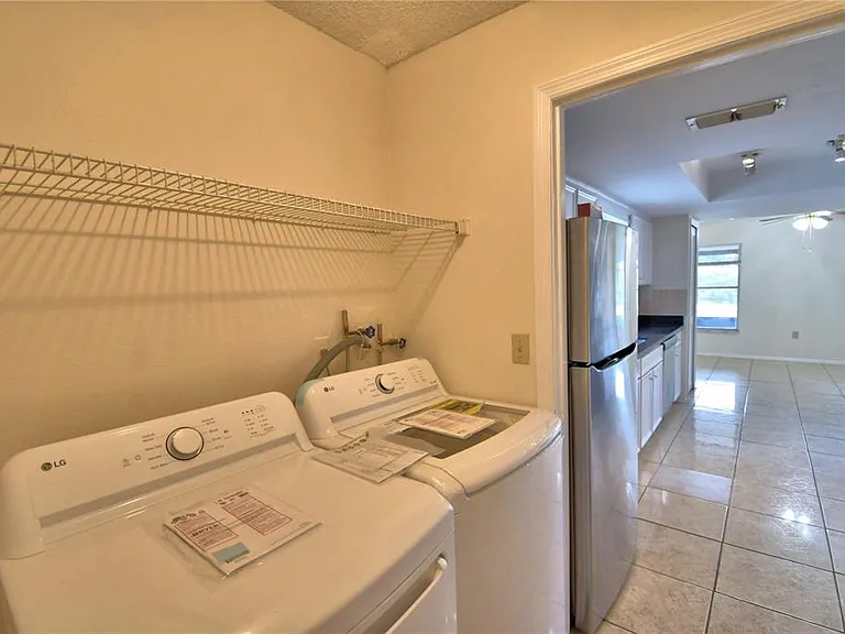 11701 Minto Ct — Photo 16