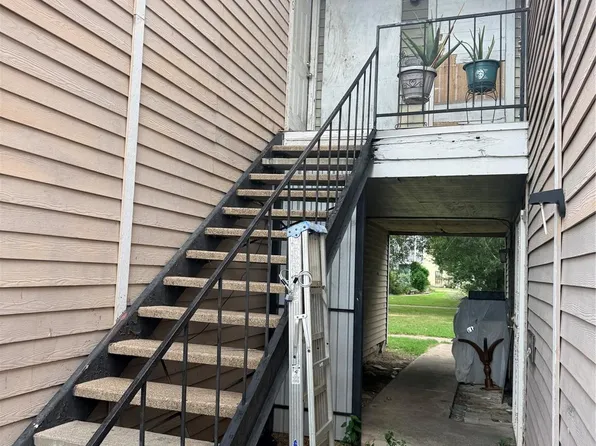 8323 Wilcrest Dr APT 8006, Houston, TX 77072