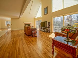 12 Sunridge Rd, Windham, NH 03087
