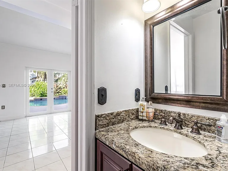 4671 SW 154th Pl — Photo 15