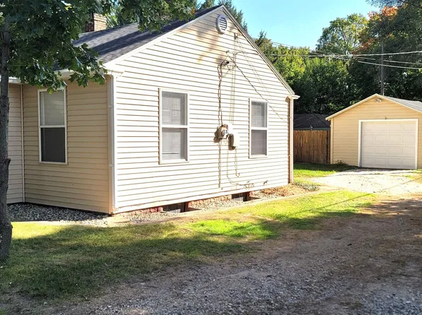 52140 Prescott Ave, South Bend, IN 46637