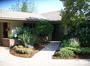 2107 Oak Valley Rd, Glendale, CA 91208