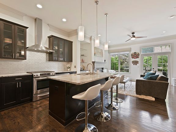4th image of 594 Ansley Cir NE #205