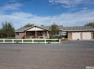 837 Townhill Ave, Oakdale, CA 95361