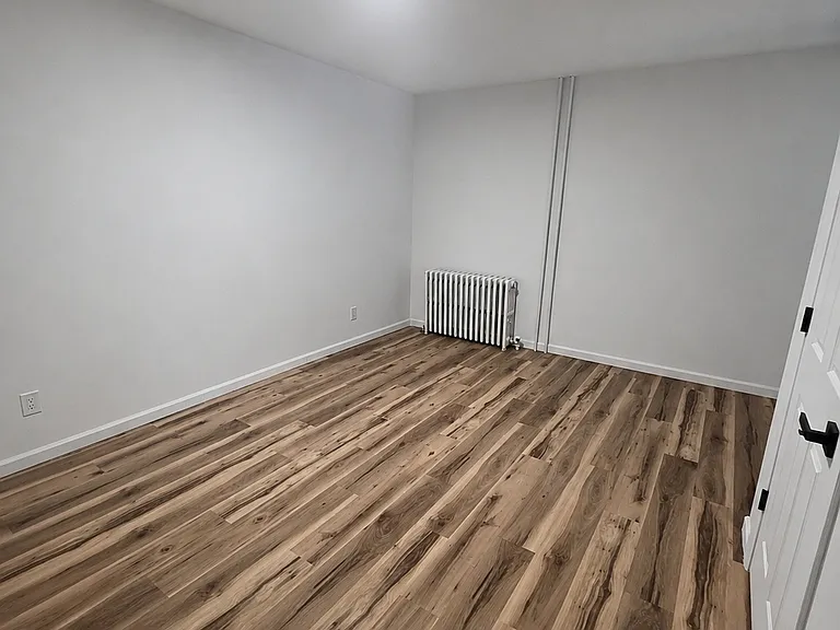 155 Ormsby Ave — Photo 45