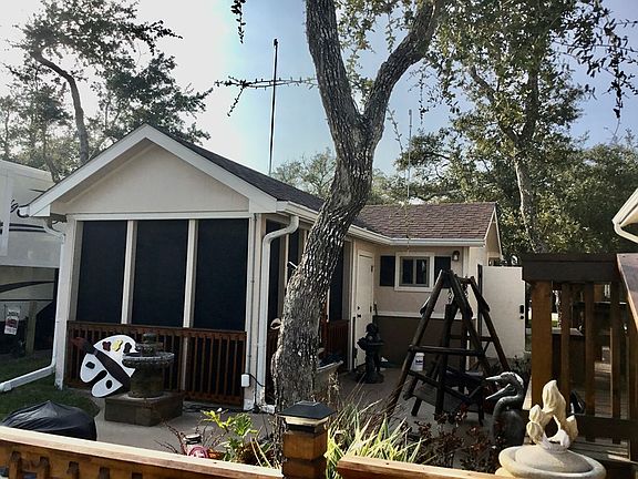5th image of 1402 W Corpus Christi St