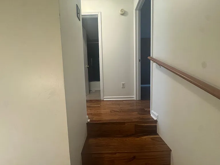 625 Shadywood Ln — Photo 18