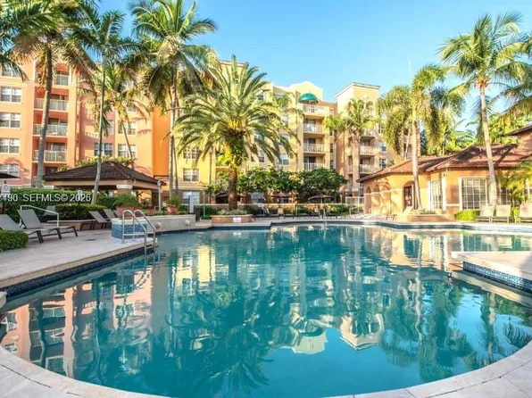 19555 E Country Club Dr #8108, Aventura, FL 33180