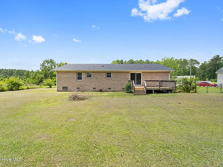 108 Quail Hollow Dr — Photo 6