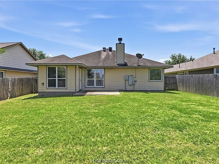 921 Windmeadows Dr — Photo 30