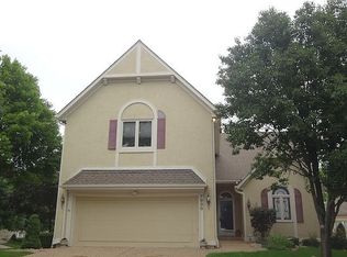 7930 W 118th Pl, Overland Park, KS 66210