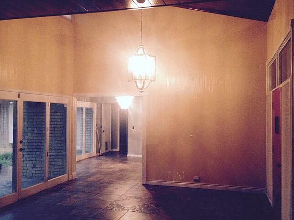2nd image of 50 Via Playa Dr