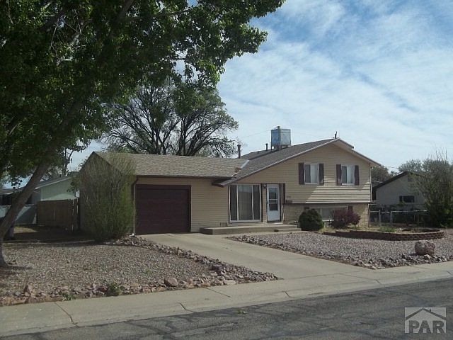 1st image of 3829 Brookfield Ln