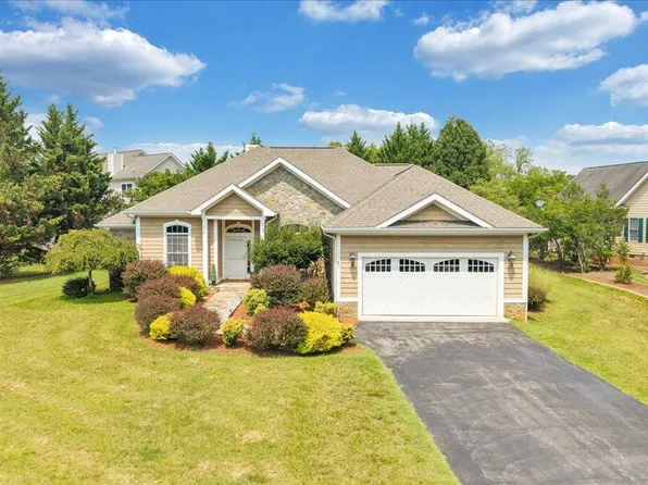 60 Farmers Cir, Moneta, VA 24121