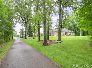 15111 Ransom St, Holland, MI 49424