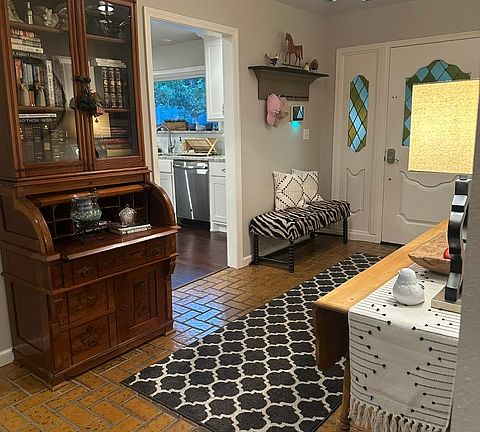 5th image of 2905 Robin Ln