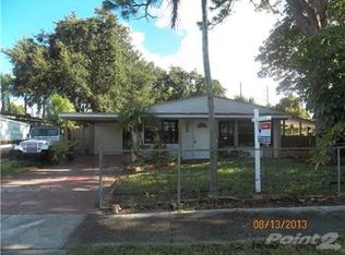 6811 Atlanta St, Hollywood, FL 33024