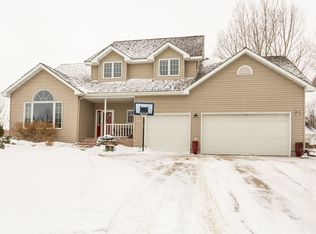 1815 19th St NW, East Grand Forks, MN 56721