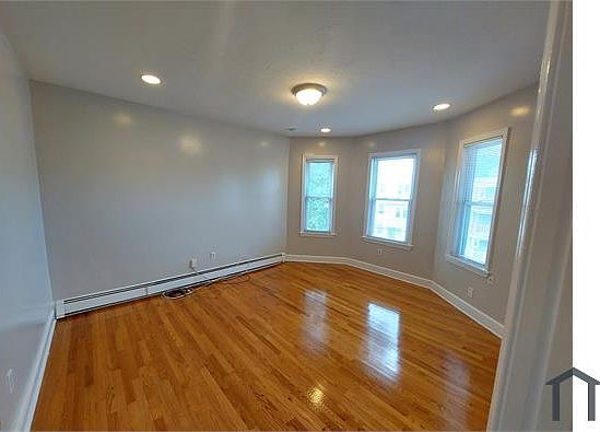 5th image of 782 Morton St Floor 3