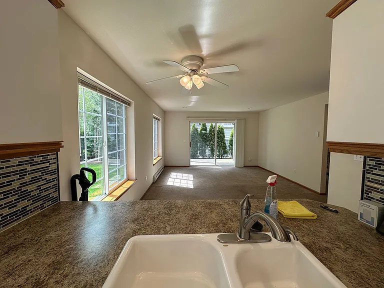 BH T 3340 — Photo 30