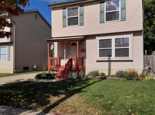 29528 Balmoral St, Garden City, MI 48135