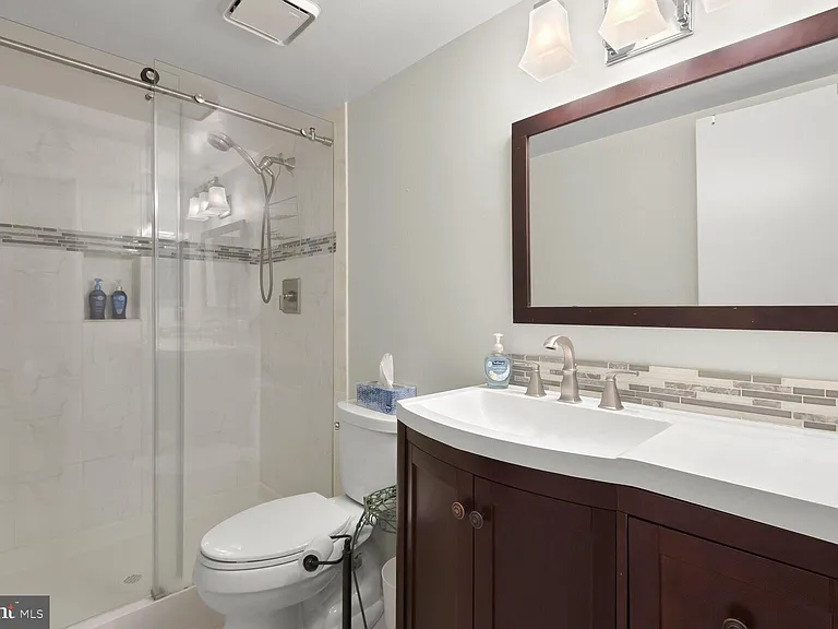 4 Dudley Ct #2 — Photo 29