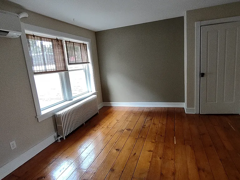 332 E Orange St #3 — Photo 5