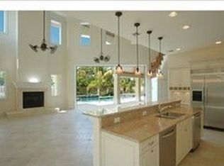 664 Yucca Rd, Naples, FL 34102