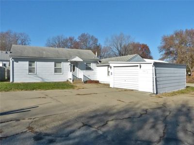 908.5 Columbus St, Pella, IA, 50219