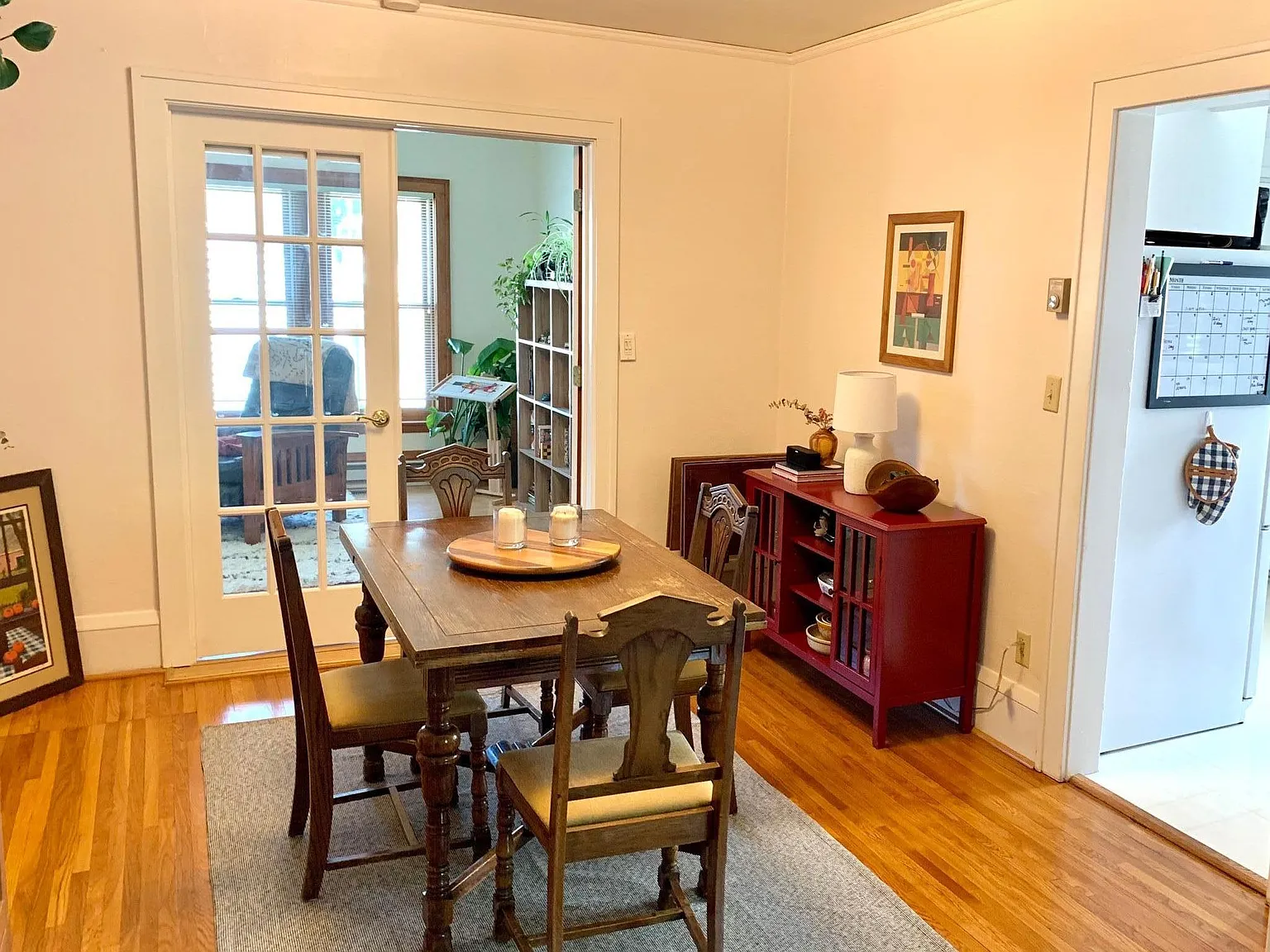 3 bed, 1200 sqft, $2,698 — Photo 3