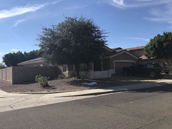 3rd image of 15245 W Country Gables Dr