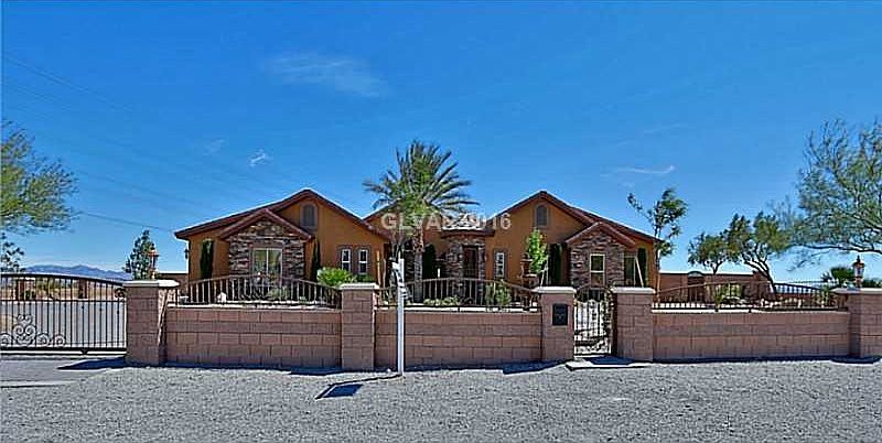 1st image of 4998 N Grand Canyon Dr
