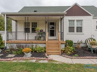 957 S Crissey Rd, Holland, OH 43528