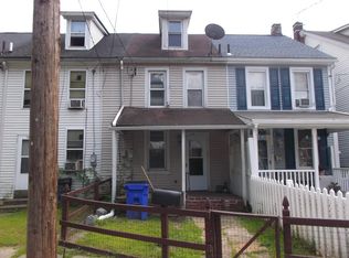 348 1/2 Lincoln Ave, Pottstown, PA 19464