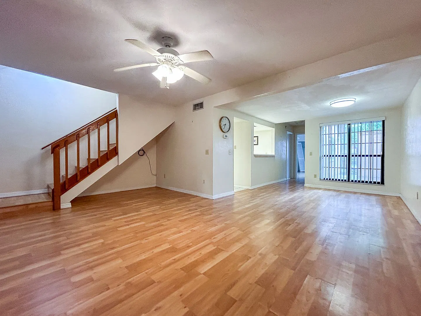 Spacious 3/3 in Rockwood Villas — Photo 3