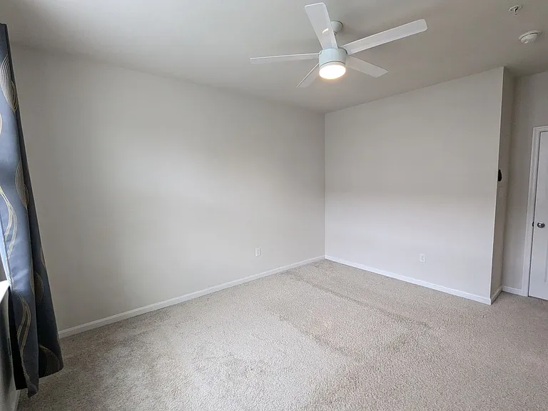 5143 Constitution St — Photo 36