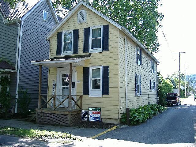 2nd image of 414 12th St
