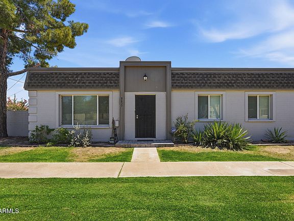 2nd image of 8457 E CHAPARRAL Road