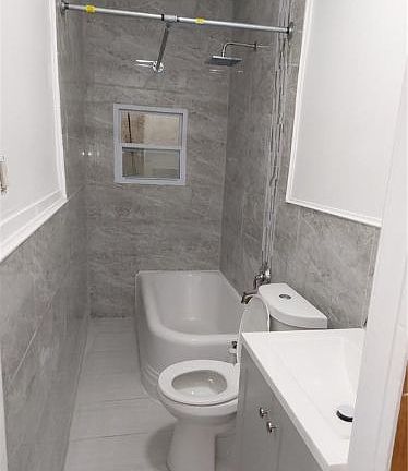 2nd image of 126 W 1st St APT 4