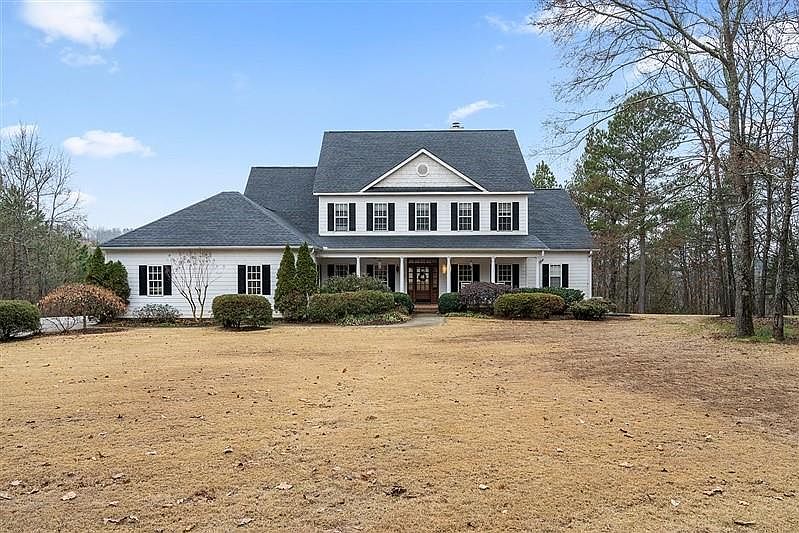 1st image of 17 Mirror Lake Dr